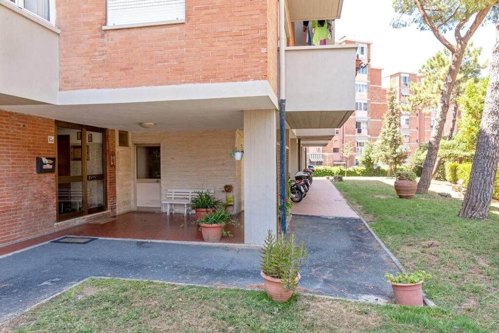 Free Parking Appartamento 5 Stelle Elegante Con Suite Livorno Ngoại thất bức ảnh