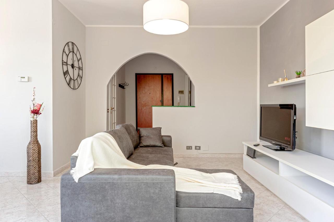 Free Parking Appartamento 5 Stelle Elegante Con Suite Livorno Ngoại thất bức ảnh